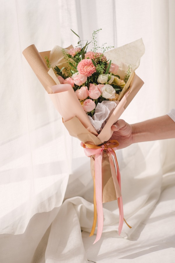     Hand Bouquet Kekinian di Sukabumi dengan Sentuhan Unik dan Berbeda